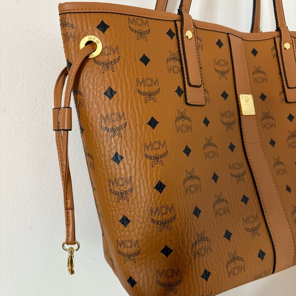 Reversible Liz Shopper Viestos MCM Bag - Picture 6 of 13